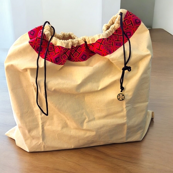 Tory Burch Ella Plaid Market Tote – NWT - Picture 13 of 14